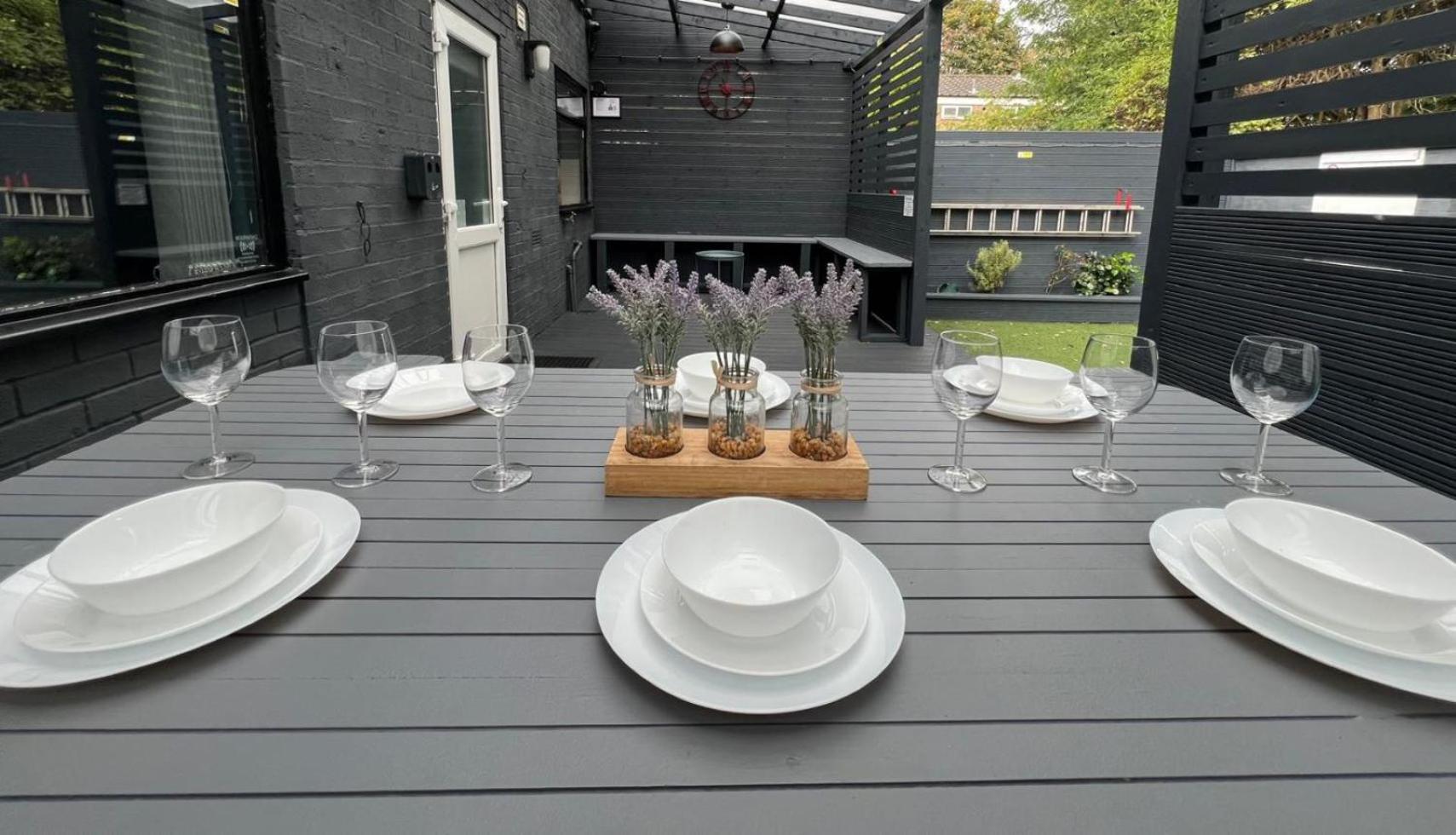Modern Suites -5 Bedroom House- With Free Parking Birmingham City Εξωτερικό φωτογραφία
