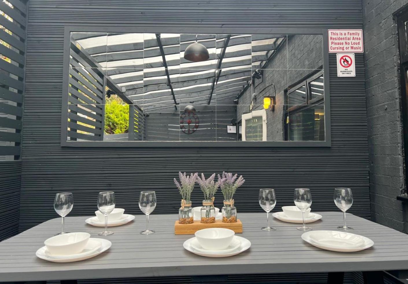 Modern Suites -5 Bedroom House- With Free Parking Birmingham City Εξωτερικό φωτογραφία