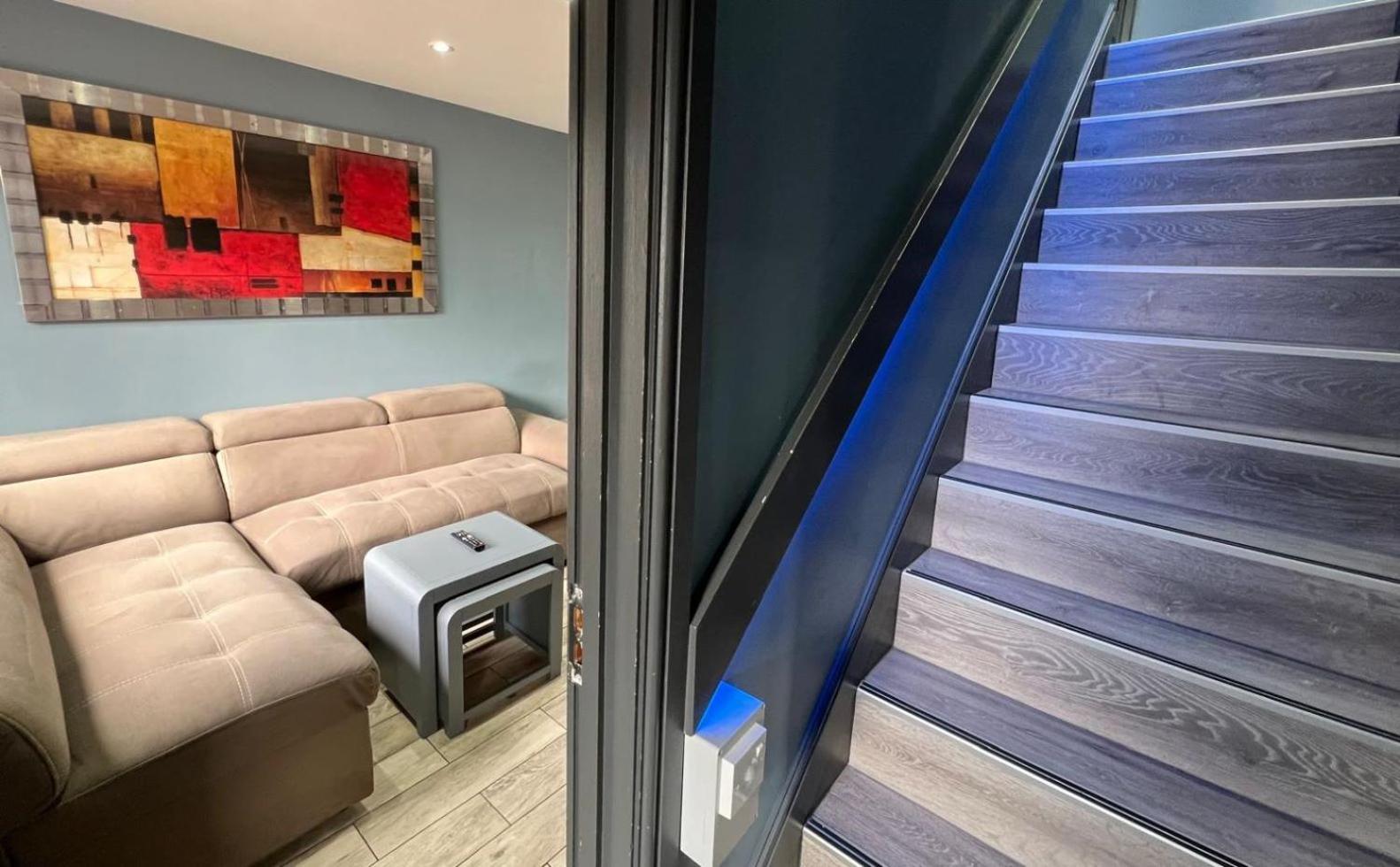 Modern Suites -5 Bedroom House- With Free Parking Birmingham City Εξωτερικό φωτογραφία